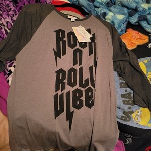 Lularoe XL Randy tee